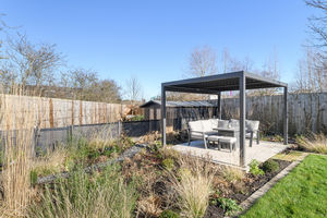 Photo 25- click for photo gallery